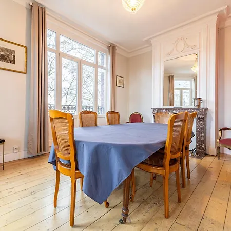 Appartamento Haussmannien - - 100m2 *